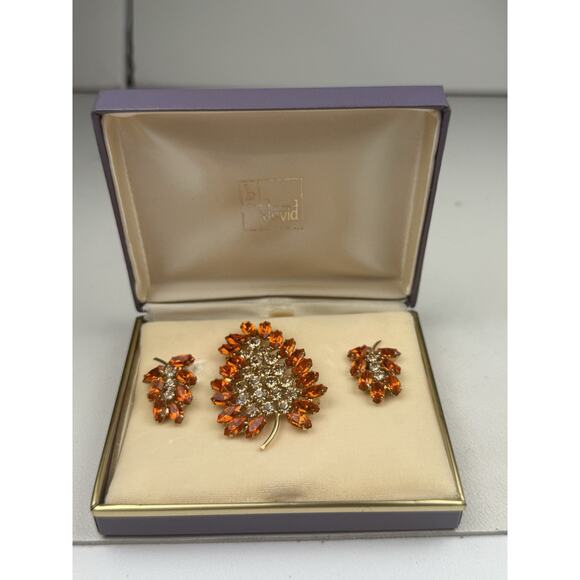 B. David Vintage Brooch & Clip On Earrings Orange Rhinestone Original Box - Picture 3 of 6